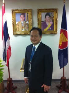 Suriya Chindawongse '87