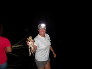Paige Triola ’14 catches a cane toad in Nicaragua. Paige Triola ’14 catches a cane toad in Nicaragua.