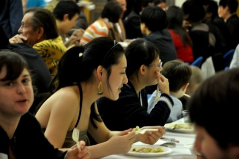 international-students-thanksgiving-dinner0203.jpg