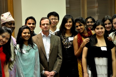 international-students-thanksgiving-dinner0206.jpg