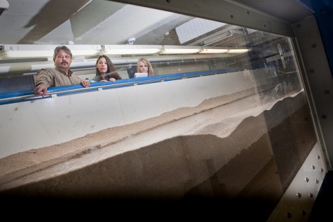 The Keck Hydraulics Laboratory is a 9 meter-long recirculating flume, which allows students and faculty to model river behavior, examine sediment depositional environments, and create sedimentary bedforms.