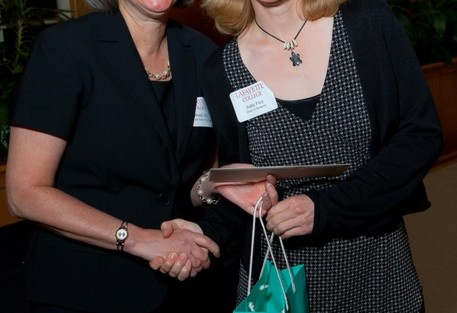 Provost Wendy Hill, left, with Jodie Frey, associate dean and director of recreation services, who received the Gary A. Evans Administrative Prize