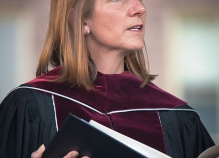 President Alison Byerly joins in the singing of “America the Beautiful.”