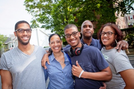 Ryan Cope ’18, center, poses with his family.