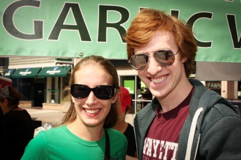 Students hang out downtown.  Photo by Clay Wegrzynowicz ’18