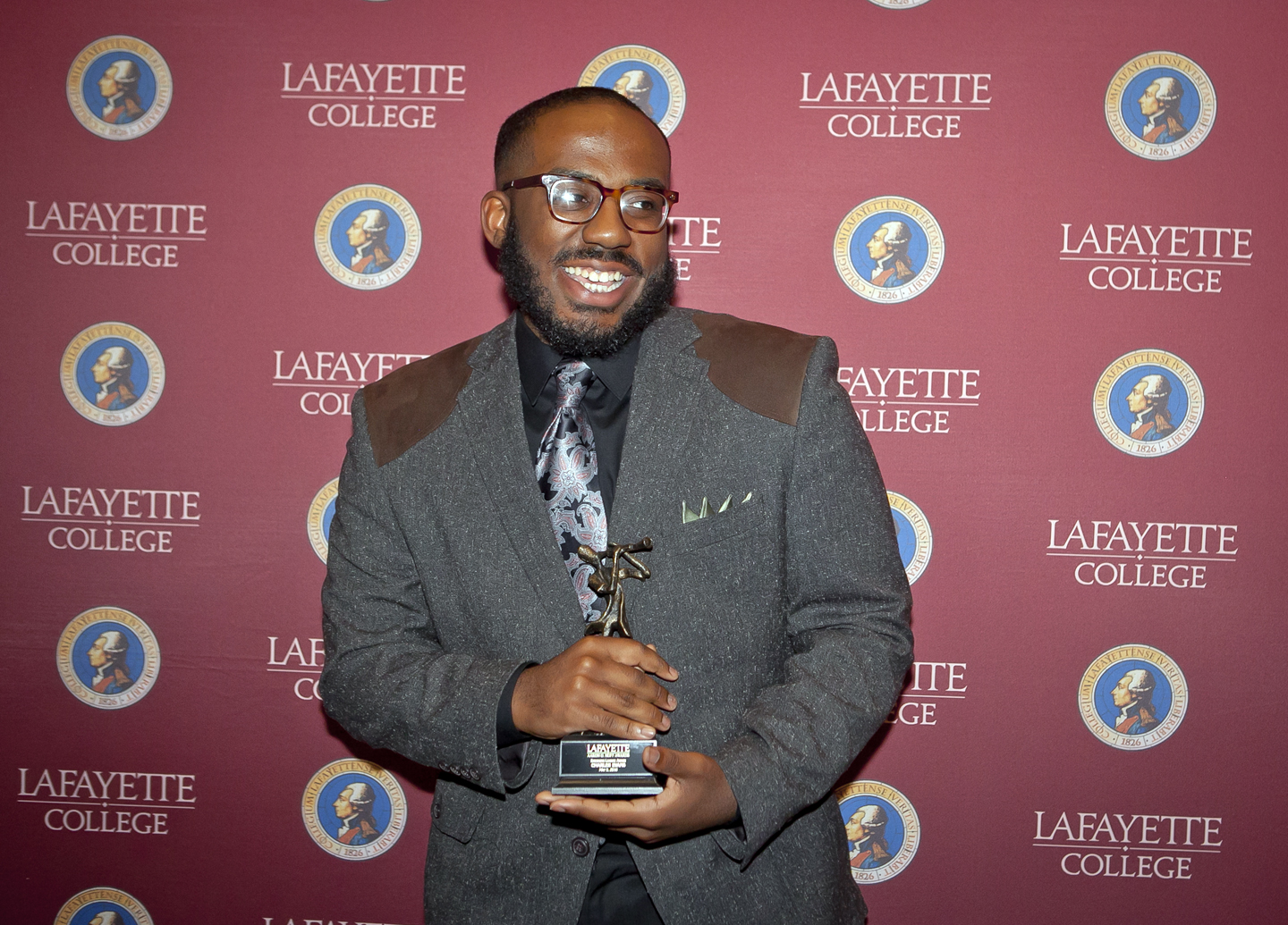 Charles Evans '19 receives the Emerging Leader Award.