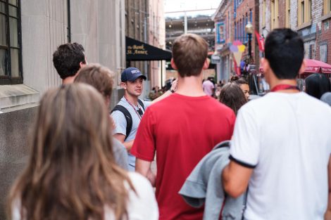 Students in the Class of 2022 take a tour of downtown Easton guided by their orientation leaders.