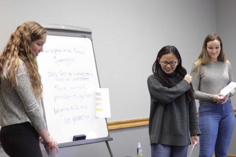 Lafayette students encourage students.