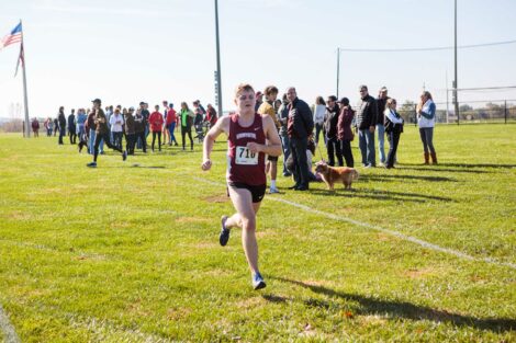 lafayette mens cross country runner