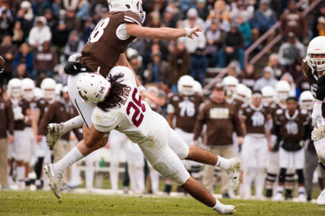 lafayette football players beat lehigh 17 to 16 at the 2019 rivalry game