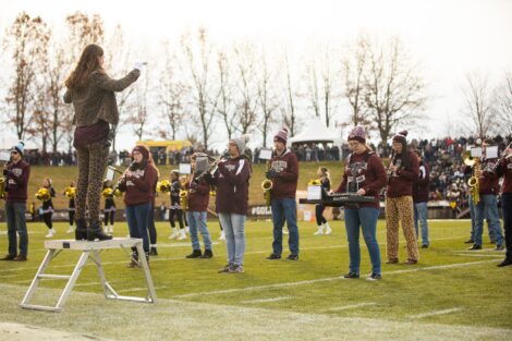 lafayette football players beat lehigh 17 to 16 at the 2019 rivalry game