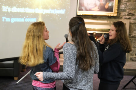 Students sing karaoke in farinon