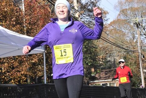 Kaila Aguerre ’20 finishing a race