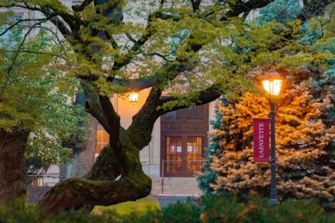 fall foliage on campus