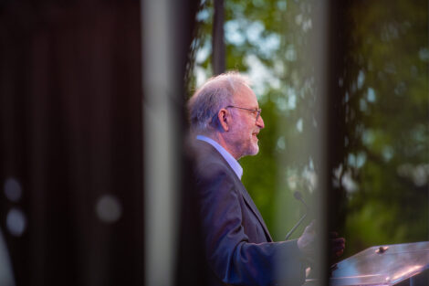 Jerry Greenfield speaks.