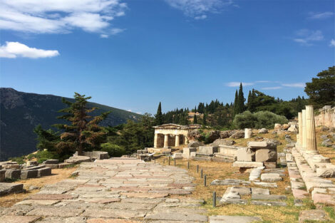 Ancient ruins in Greece, Study Abroad 2021