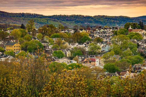 view of Easton with fall foliage